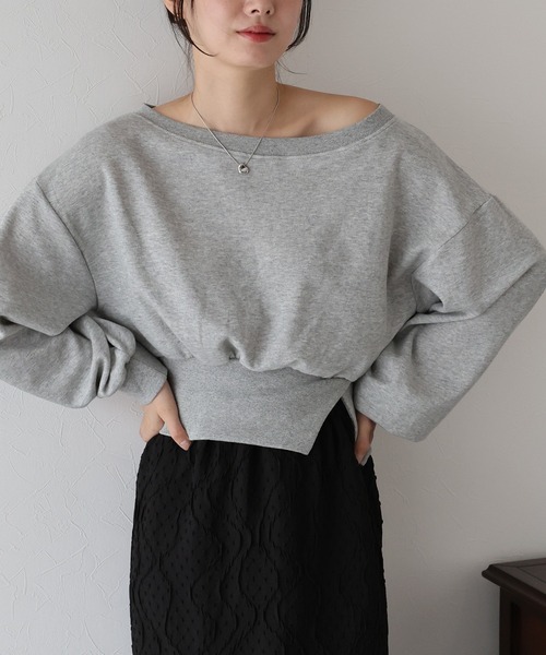 BLUEEAST（ブルーイースト）の「《新色追加》オフショルダースウェット（スウェット・レディース・ホワイト/グレー/ブラック/アイボリー/ピンクベージュ・MEDIUM）」の17枚目の写真