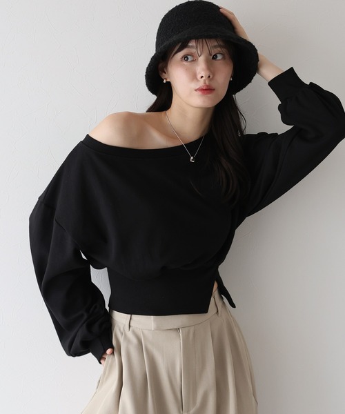 BLUEEAST（ブルーイースト）の「《新色追加》オフショルダースウェット（スウェット・レディース・ホワイト/グレー/ブラック/アイボリー/ピンクベージュ・MEDIUM）」の22枚目の写真