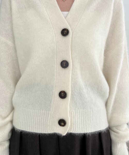 CAPRICIEUX LE'MAGE（カプリシューレマージュ）の「WOOL100ミンクタッチカーディガン（カーディガン/ボレロ・レディース・オフホワイト/グレー/ブラウン・FREE）」の19枚目の写真