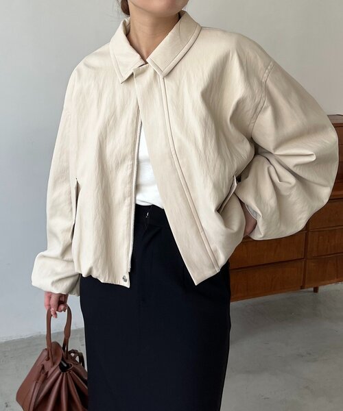 CAPRICIEUX LE'MAGE（カプリシューレマージュ）の「【サイズ展開あり/軽量】バルーンレザージャケット（ブルゾン・レディース・ホワイト系その他/ブラウン/ブラック・36/38）」の18枚目の写真