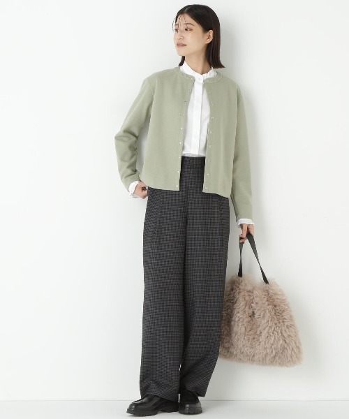 human woman（ヒューマンウーマン）の「◆先染めチェックタックセミワイドパンツ（その他パンツ・レディース・チャコールグレー/グリーン系その他4・MEDIUM/SMALL/LARGE）」の6枚目の写真