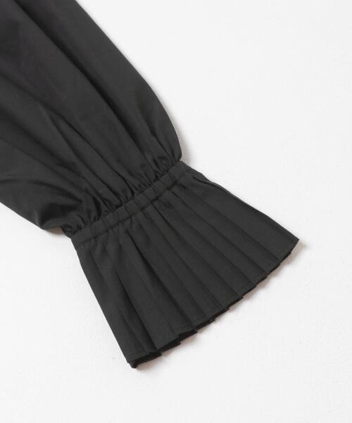 SENSE OF PLACE by URBAN RESEARCH（センスオブプレイスバイアーバンリサーチ）の「ビッグカラーカフスプリーツブラウス（シャツ/ブラウス・レディース・オフホワイト/ブラック/ライトブルー・ONE）」の19枚目の写真