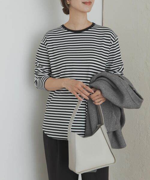 URBAN RESEARCH DOORS（アーバンリサーチドアーズ）の「コットンラウンドヘムカットソー（Tシャツ/カットソー・レディース・オフホワイト/ホワイト系その他・SMALL/MEDIUM）」の16枚目の写真