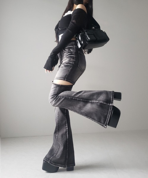 me+em select（ミームセレクト）の「【 ３color ／ ３size 】カットアウトヴィンテージストレッチフレアデニム ／ cutout vintage stretch flare denim（デニムパンツ・レディース・ブラック/ブルー/ダークブラック・SMALL/MEDIUM/LARGE）」の13枚目の写真