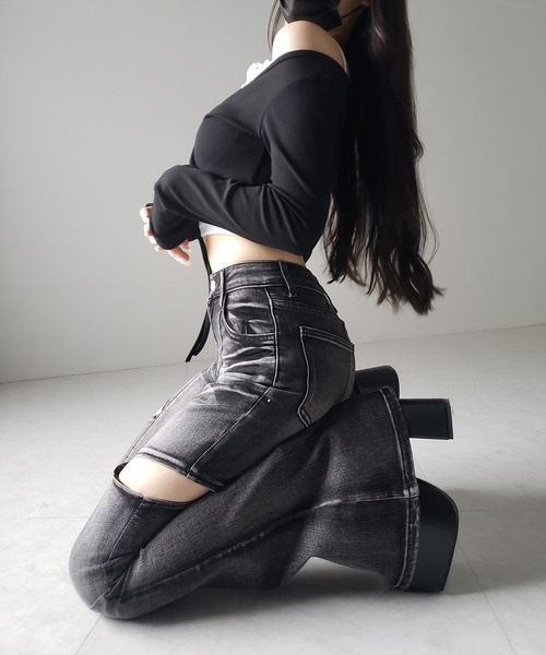 me+em select（ミームセレクト）の「【 ３color ／ ３size 】カットアウトヴィンテージストレッチフレアデニム ／ cutout vintage stretch flare denim（デニムパンツ・レディース・ブラック/ブルー/ダークブラック・SMALL/MEDIUM/LARGE）」の21枚目の写真