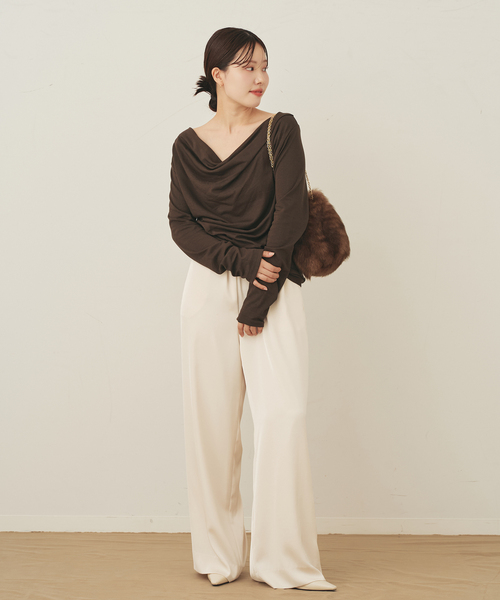 plage(プラージュ)の「back drape Tシャツ(Tシャツ/カットソー・レディース・ベージュ/ブラウン・FREE)」の5枚目の写真