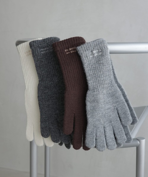 ANME(アンメ)の「ロゴ刺繍サムホールグローブ(手袋・レディース・オフホワイト/杢グレー/チャコールグレー/ブラウン・FREE)」の20枚目の写真