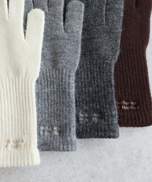 ANME(アンメ)の「ロゴ刺繍サムホールグローブ(手袋・レディース・オフホワイト/杢グレー/チャコールグレー/ブラウン・FREE)」の8枚目の写真