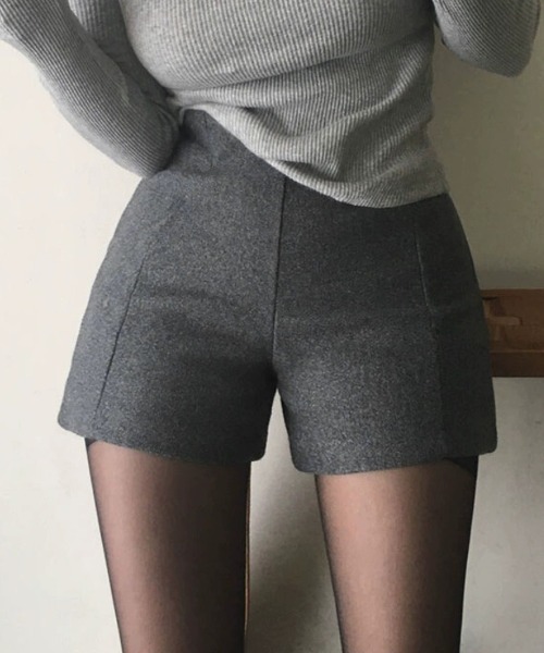 ウールライクスリムショートパンツ（その他パンツ）｜Vipoa（ヴィポア