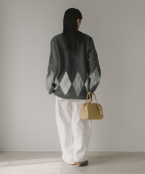 210nouve（トゥージュヌーブ）の「アーガイル ルーズ シャギー ニット（ニット/セーター・レディース・ブラウン/ネイビー/チャコールグレー・FREE）」の20枚目の写真