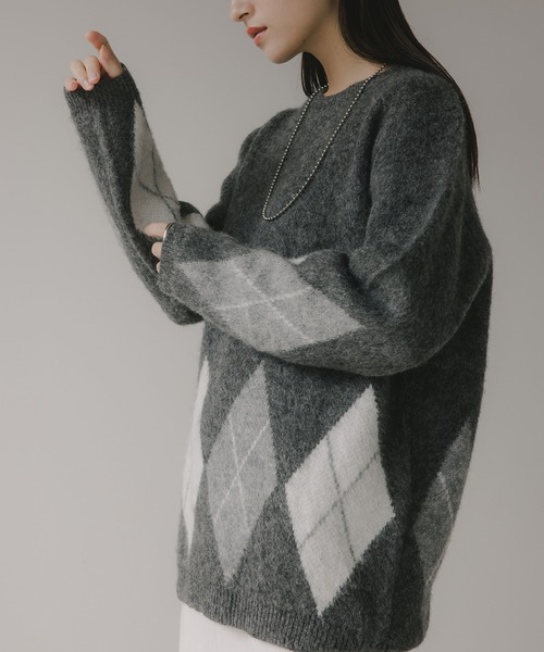 210nouve（トゥージュヌーブ）の「アーガイル ルーズ シャギー ニット（ニット/セーター・レディース・ブラウン/ネイビー/チャコールグレー・FREE）」の9枚目の写真