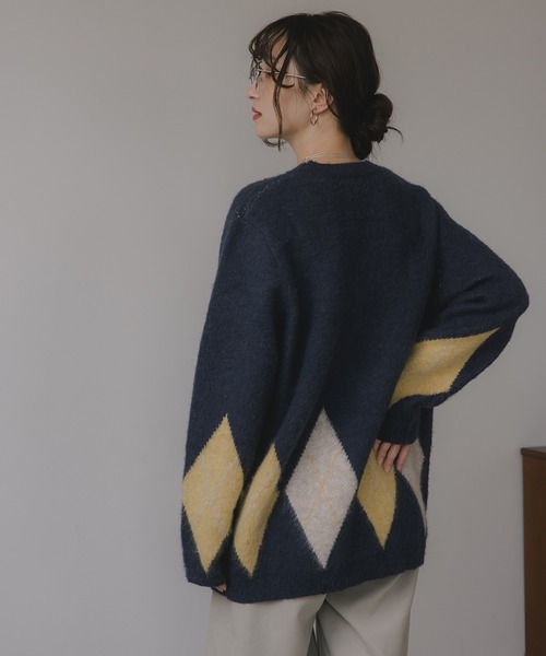 210nouve（トゥージュヌーブ）の「アーガイル ルーズ シャギー ニット（ニット/セーター・レディース・ブラウン/ネイビー/チャコールグレー・FREE）」の7枚目の写真