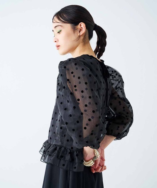MEDE19F（メデジュウキュウ）の「ＭＥＤＥ１９Ｆ　フロッキードットオーガンジートップス〈ブラック〉（シャツ/ブラウス・レディース・ブラック・LL/M）」の7枚目の写真