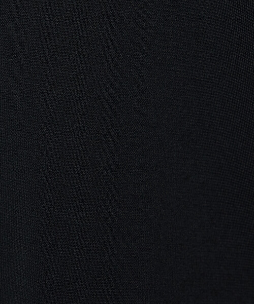 Gabardine K.T（ギャバジンケーティー）の「ブライトストレッチヤーン ミラノリブショートジャケット（ノーカラージャケット・レディース・ブラック/チャコール・9号）」の13枚目の写真