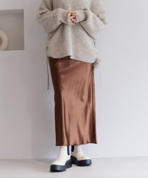 BAYFLOW | [ヒップラインが出すぎない]サテンナロースカート(スカート)