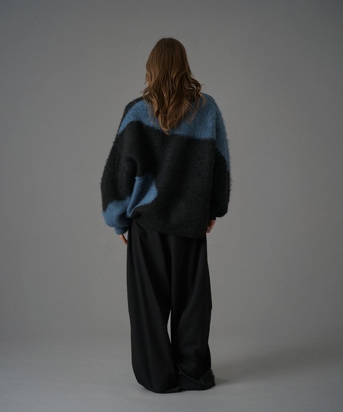 ONCILY(オンシェリー)の「JACQUARD V-NECK KNIT / ジャガードVネックニット(ニット/セーター・メンズ・グレー/アイボリー/ブラック/ブルー系その他/ブラウン系その他/ブラック系その他・SMALL/MEDIUM/LARGE)」の18枚目の写真
