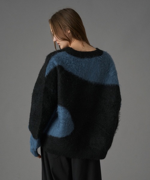 ONCILY(オンシェリー)の「JACQUARD V-NECK KNIT / ジャガードVネックニット(ニット/セーター・メンズ・グレー/アイボリー/ブラック/ブルー系その他/ブラウン系その他/ブラック系その他・SMALL/MEDIUM/LARGE)」の14枚目の写真