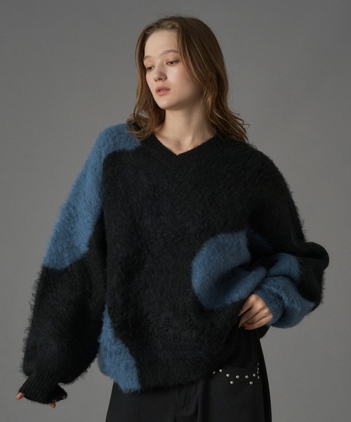 ONCILY(オンシェリー)の「JACQUARD V-NECK KNIT / ジャガードVネックニット(ニット/セーター・メンズ・グレー/アイボリー/ブラック/ブルー系その他/ブラウン系その他/ブラック系その他・SMALL/MEDIUM/LARGE)」の12枚目の写真