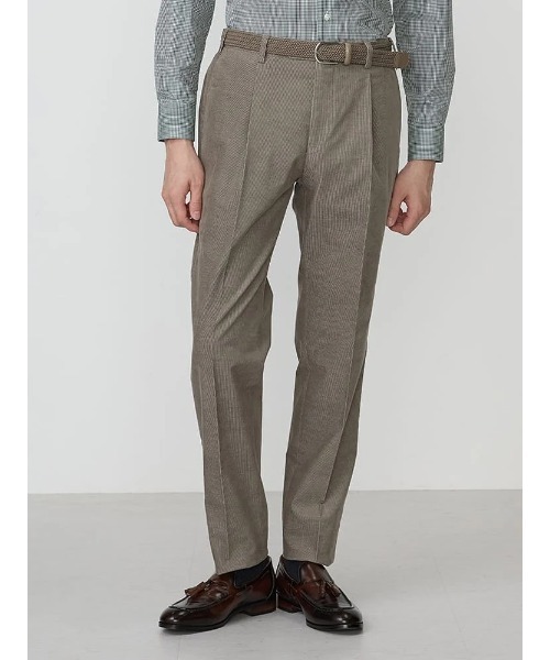 TRANS CONTINENTS（トランスコンチネンツ）の「TRANS CONTINETNS　コーデュロイセットアップ　ヴィンテージ　タックパンツ　ベージュ/ブラウン（スラックス・メンズ・ブラウン/ベージュ・S/M/L/LL/3L）」の4枚目の写真