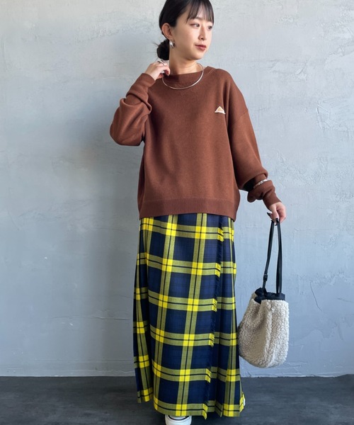 KELTY（ケルティ）の「[KELTY/ケルティ] 別注 ワンポイントロゴ スウェットライクニット（ニット/セーター・レディース・グレー/チャコールグレー/ブラウン/レッド/オートミール・S/M）」の6枚目の写真
