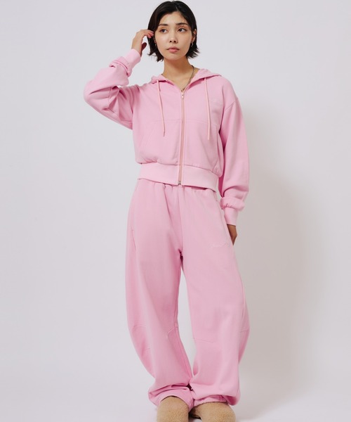 atmos pink（アトモスピンク）の「atmos pink Compact Zip Up Hoodie / アトモス ピンク コンパクト ジップアップ フーディ（パーカー・レディース・ブラウン/ピンク/チャコール・FREE）」の10枚目の写真