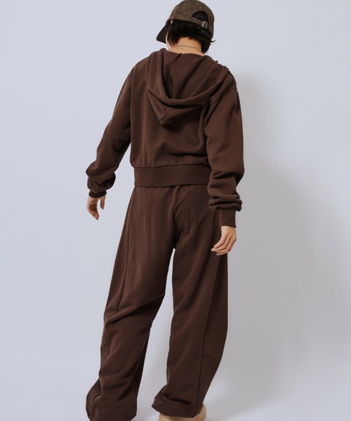 atmos pink（アトモスピンク）の「atmos pink Compact Zip Up Hoodie / アトモス ピンク コンパクト ジップアップ フーディ（パーカー・レディース・ブラウン/ピンク/チャコール・FREE）」の20枚目の写真