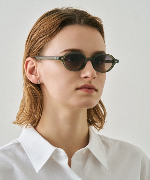 NUEF (ヌエフ)の「オーバルサングラス|カラーレンズ|トレンド|紫外線対策|UVカット|サングラス|NUEF|COLOR SUNGLASSES(サングラス・レディース・グリーン/ブラック・FREE)」の9枚目の写真