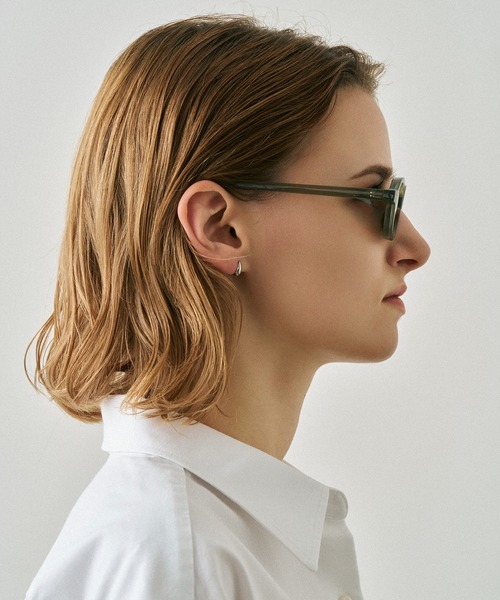 NUEF (ヌエフ)の「オーバルサングラス|カラーレンズ|トレンド|紫外線対策|UVカット|サングラス|NUEF|COLOR SUNGLASSES(サングラス・レディース・グリーン/ブラック・FREE)」の10枚目の写真
