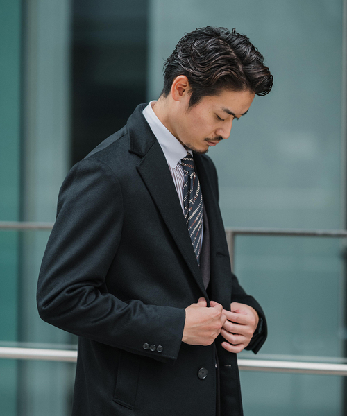 EDIFICE（エディフィス）の「《追加》SUPER 140’s ウール / カシミヤ チェスターコート（チェスターコート・メンズ・ネイビー/ブラウン/ライトグレー/ブラック・42/44/46/48/50）」の22枚目の写真