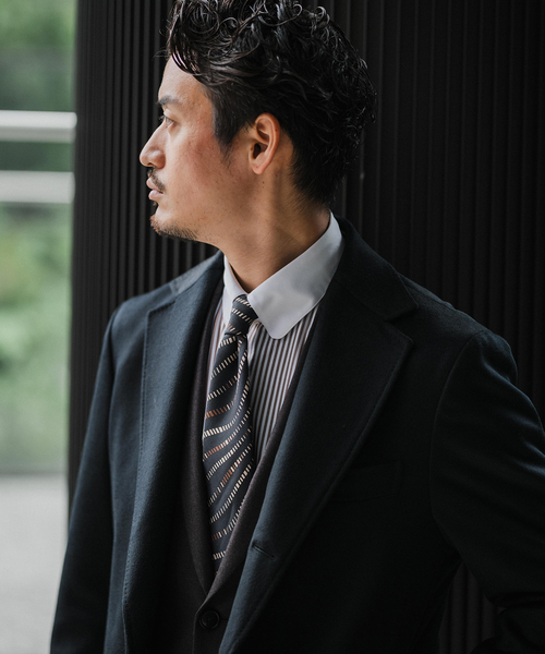 EDIFICE（エディフィス）の「《追加》SUPER 140’s ウール / カシミヤ チェスターコート（チェスターコート・メンズ・ネイビー/ブラウン/ライトグレー/ブラック・42/44/46/48/50）」の16枚目の写真