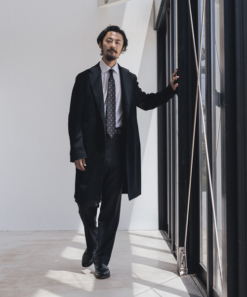 EDIFICE（エディフィス）の「《追加》SUPER 140’s ウール / カシミヤ チェスターコート（チェスターコート・メンズ・ネイビー/ブラウン/ライトグレー/ブラック・42/44/46/48/50）」の15枚目の写真