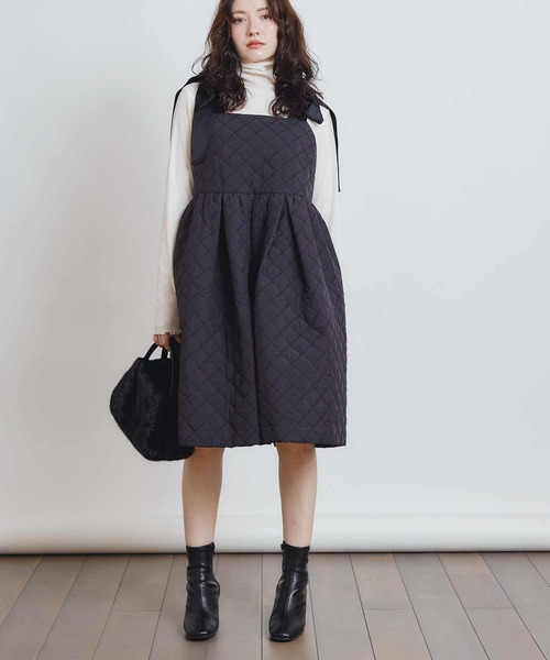 PICCIN(ピッチン)の「ベロアタートルカットソー(Tシャツ/カットソー・レディース・オフホワイト/ブラック・M)」の3枚目の写真