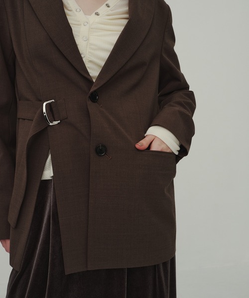 CITY TOKYO(シティトウキョウ)の「Belted Tailored Jacket/ベルテッドテーラードジャケット(テーラードジャケット・レディース・チャコールグレー/ブラウン・FREE)」の8枚目の写真