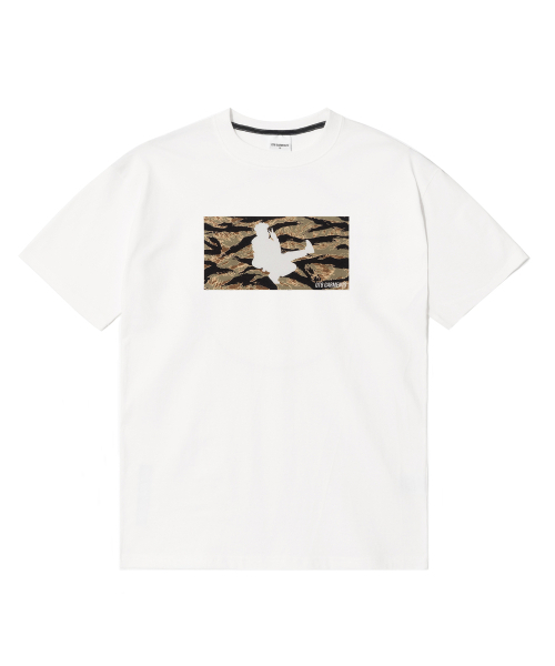 QT8 GARMENTS(キューティーエイトガーメント)の「OC Noodle x QT8 Tiger Camo Tee (Ivory)(Tシャツ/カットソー・レディース・その他・MEDIUM/LARGE/X-LARGE)」の3枚目の写真