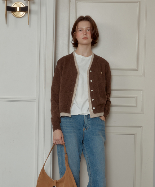 ANOETIC（アノエティック）の「ANC LAYERED V-NECK CARDIGAN_BROWN（カーディガン/ボレロ・レディース・ブラウン・FREE）」の4枚目の写真