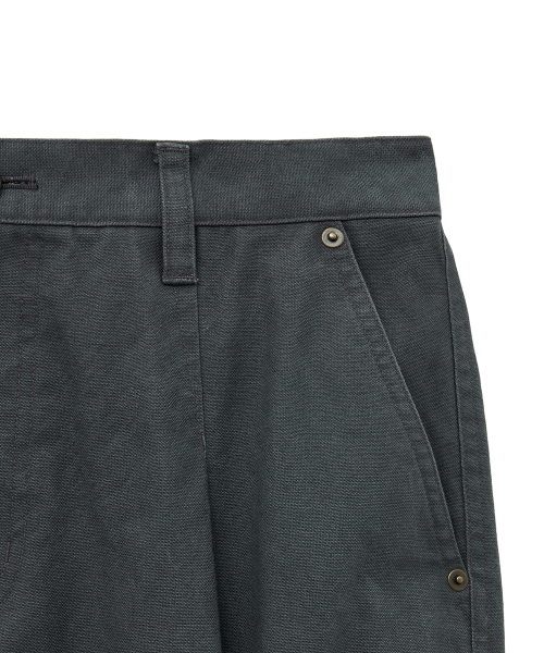 NOIRER（ノイア）の「ユーティリティストラップカーゴパンツ（チャコール）（その他パンツ・メンズ・その他・48/50/52）」の5枚目の写真