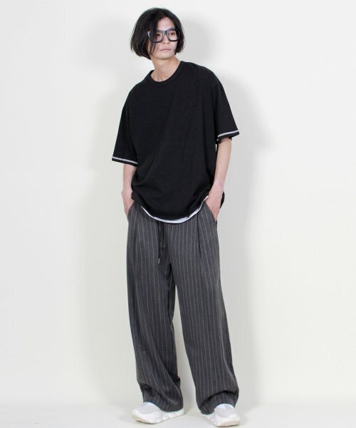 DEMARC(ドゥマーク)の「ストライプワイドツーピンタックパンツチャコール(その他パンツ・メンズ・その他・MEDIUM/LARGE)」の5枚目の写真