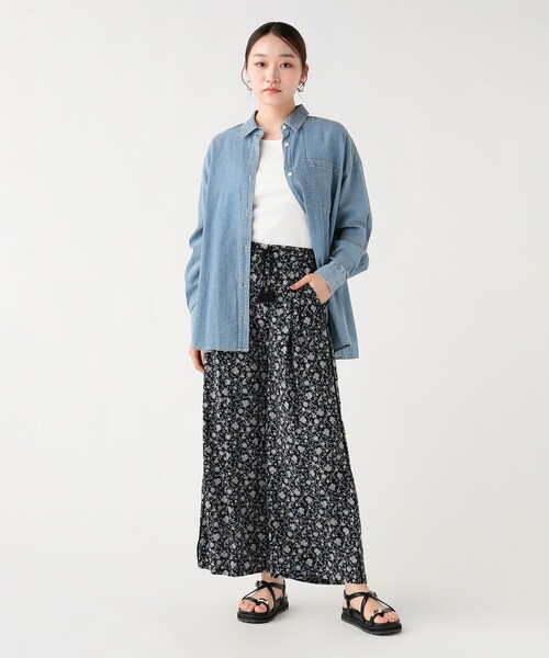 BEAMS HEART(ビームスハート)の「サラサ フラワーパンツ(その他パンツ・レディース・オレンジ/ホワイト系その他5/ブラック・FREE)」の4枚目の写真