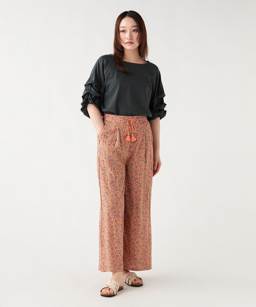 BEAMS HEART(ビームスハート)の「サラサ フラワーパンツ(その他パンツ・レディース・オレンジ/ホワイト系その他5/ブラック・FREE)」の8枚目の写真