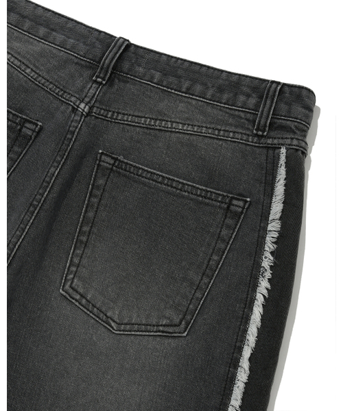 PHOS333（フォースサンサンサン）の「Two tone Panel Jean/Black（デニムパンツ・レディース・その他・MEDIUM/LARGE）」の2枚目の写真