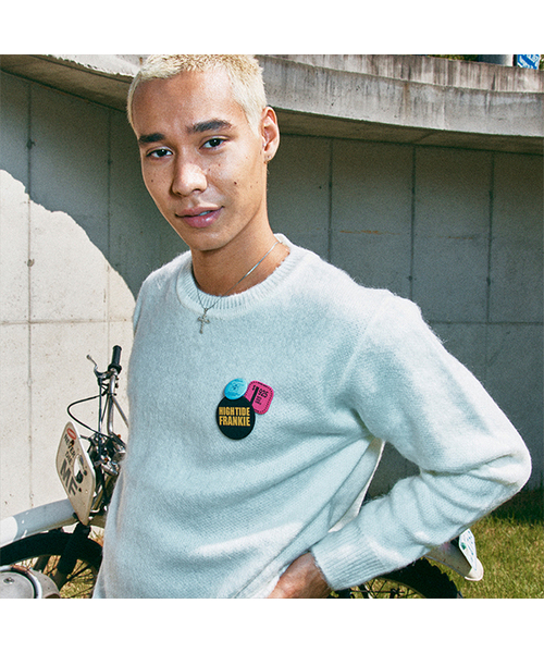 HIGHTIDEFRANKIE(ハイタイドフランキー)の「Frankie 3 Pins Round Knit White(ニット/セーター・メンズ・ホワイト・FREE)」の1枚目の写真