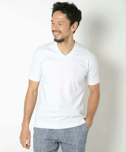 MEN'S BIGI（メンズビギ）の「【ACTIVE TAILOR/アクティブテイラー】シルケットスムースVネックTシャツ＜接触冷感 / UVカット＞（Tシャツ/カットソー・メンズ・ホワイト/ブラウン/ベージュ/ネイビー/ブラック・01/02/03/04）」の10枚目の写真