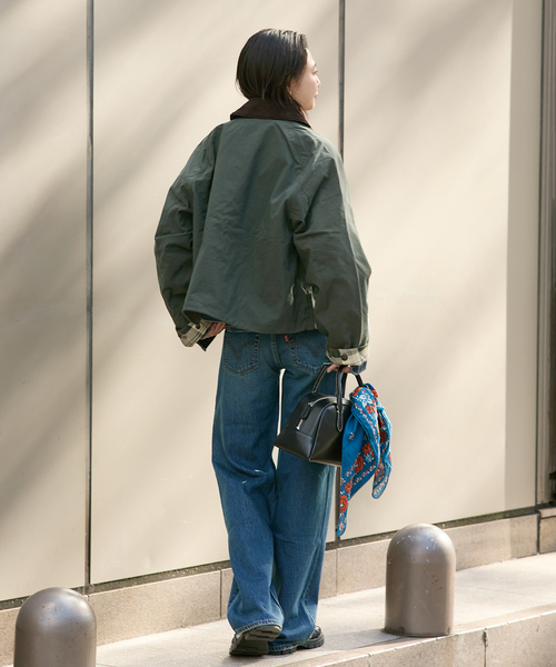 Barbour(バブアー)の「別注【Barbour/バブアー】JS OS TRANSPORT JK(その他アウター・レディース・ベージュ/ネイビー/カーキ・36/38)」の16枚目の写真