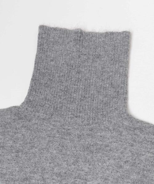 ITEMS URBANRESEARCH(アイテムズ アーバンリサーチ)の「タートルネックニットワンピース(ワンピース・レディース・グレー/ブラウン/ネイビー・FREE)」の22枚目の写真