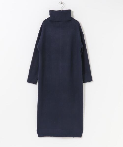 ITEMS URBANRESEARCH(アイテムズ アーバンリサーチ)の「タートルネックニットワンピース(ワンピース・レディース・グレー/ブラウン/ネイビー・FREE)」の15枚目の写真