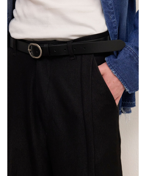 FRAGE(フラゲ)の「エイシックピンタックワイドストレートスラックス - ブラックインディゴ(スラックス・メンズ・その他・M/L)」の8枚目の写真