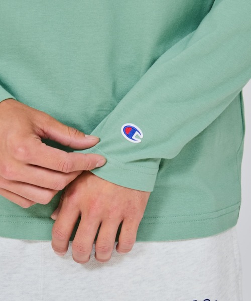 Champion(チャンピオン)の「【Champion/チャンピオン】メンズ ベーシック ロングスリーブTシャツ(Tシャツ/カットソー・メンズ・ブラック/ネイビー/ライトグリーン/ホワイト・MEDIUM/LARGE/X-LARGE)」の16枚目の写真
