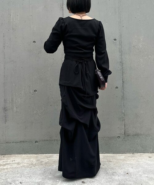 Mavie..7（メヴィセットゥ）の「【Mavie..7】【3サイズ展開】タックデザインロングスカート（スカート・レディース・オフホワイト/ブラック・SMALL/MEDIUM/X-SMALL）」の11枚目の写真