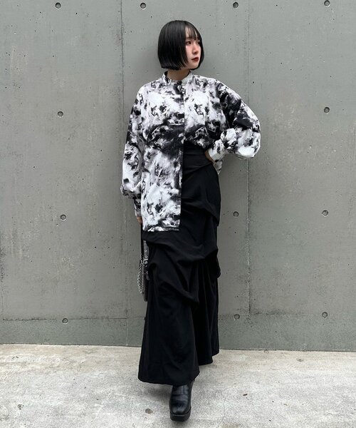 Mavie..7（メヴィセットゥ）の「【Mavie..7】【3サイズ展開】タックデザインロングスカート（スカート・レディース・オフホワイト/ブラック・SMALL/MEDIUM/X-SMALL）」の12枚目の写真