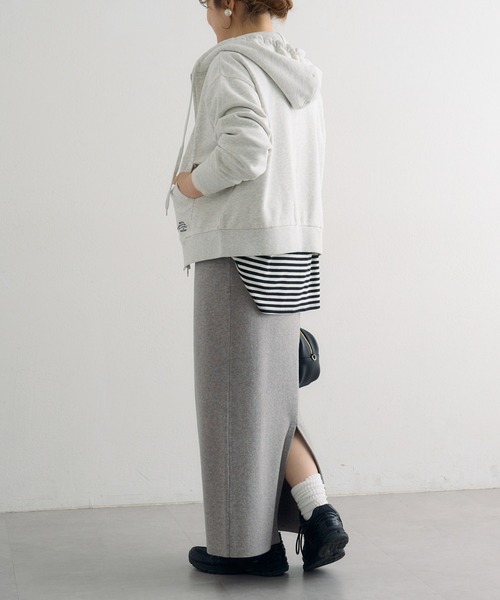 PUAL CE CIN(ピュアルセシン)の「総針ニットナロースカート(スカート・レディース・ブラック/グレー/アイボリー・FREE)」の22枚目の写真